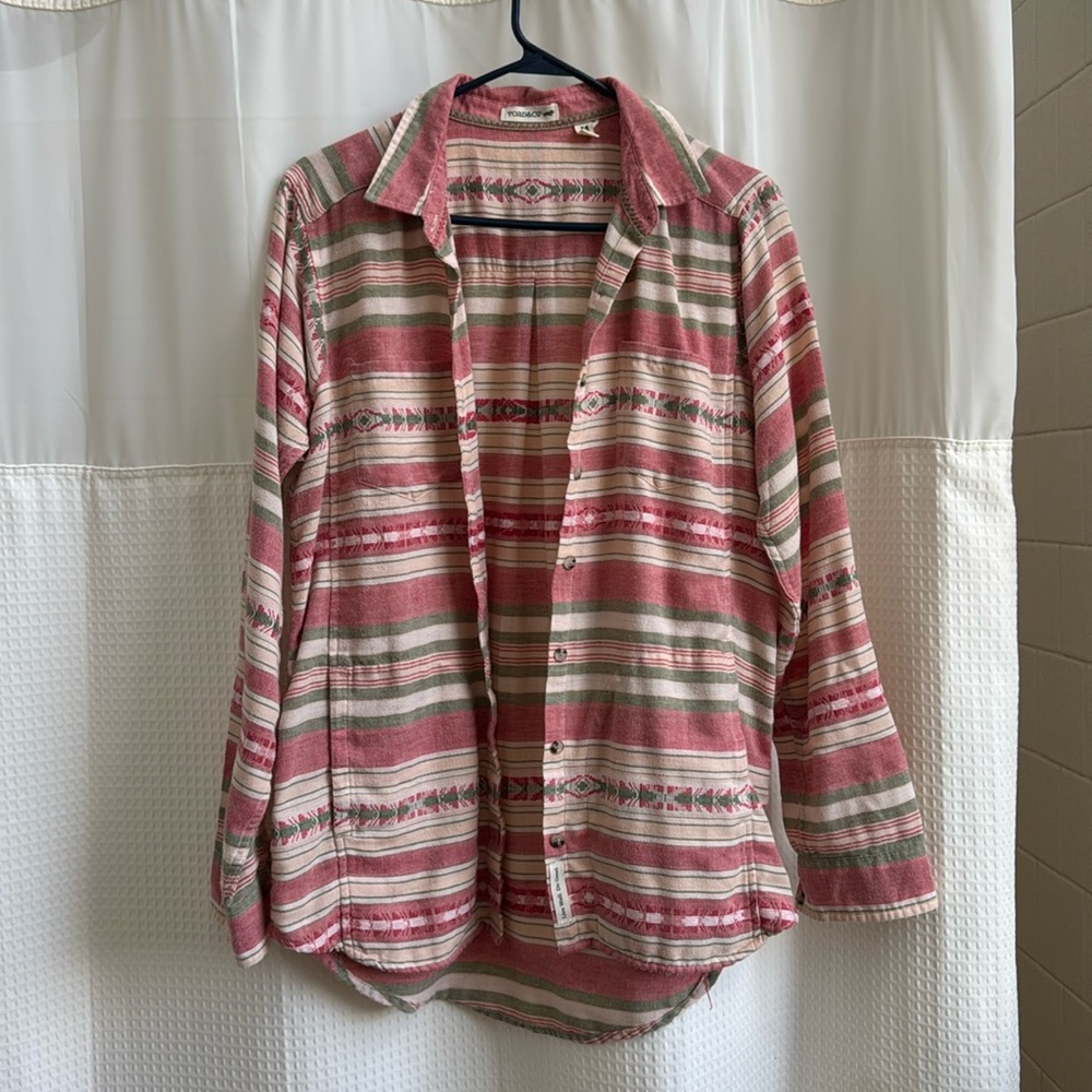 Toad&Co button up shirt